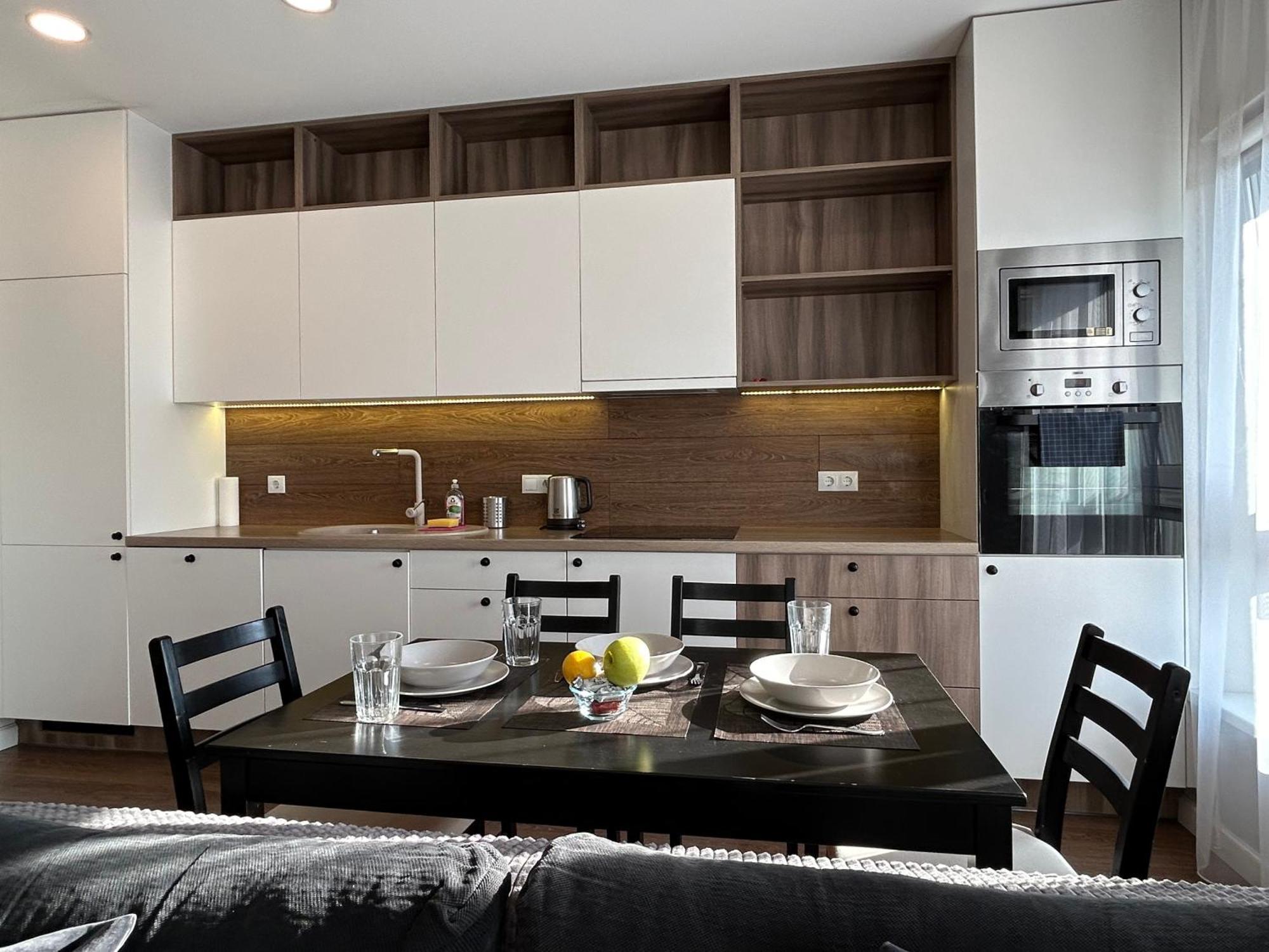 Your Home - Spacious Apartment In City Center, With Balcony & Self Check-In VNO Dış mekan fotoğraf