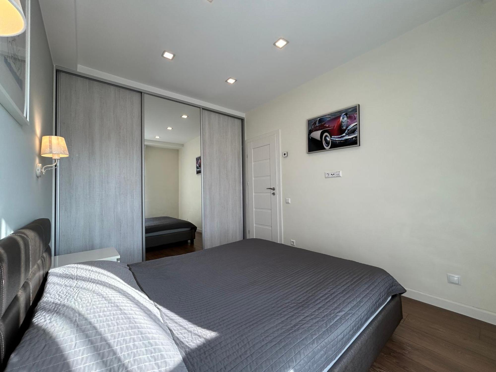 Your Home - Spacious Apartment In City Center, With Balcony & Self Check-In VNO Dış mekan fotoğraf